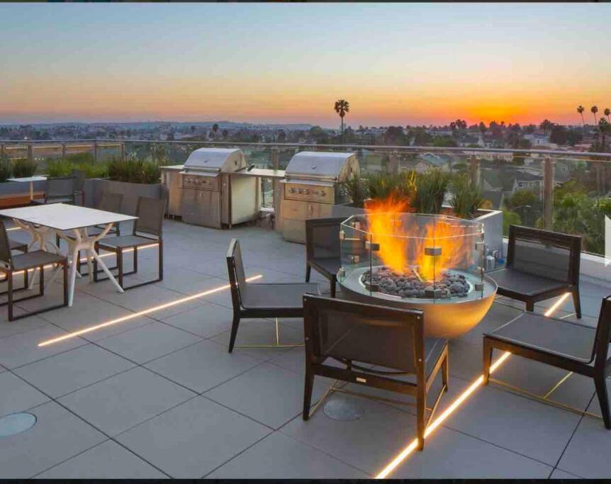 Relax On Wilshire With A View Apartment Los Angeles Ngoại thất bức ảnh
